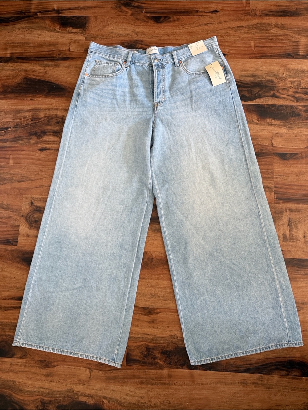 Mid-Rise Super Wide Leg Jeans Size 16R